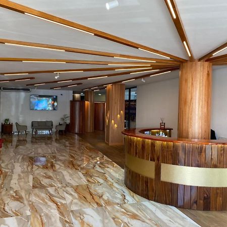 Murex Plaza Hotel&Suites Monrovia Exteriér fotografie