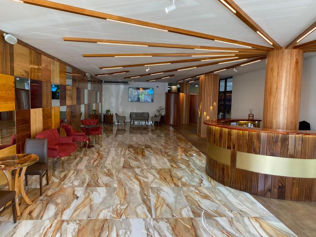 Murex Plaza Hotel&Suites Monrovia Exteriér fotografie