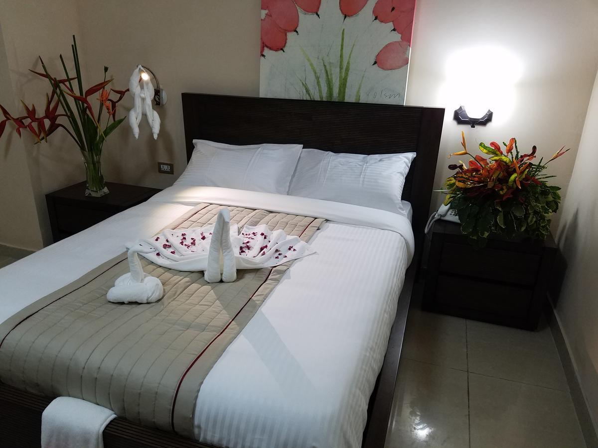 Murex Plaza Hotel&Suites Monrovia Exteriér fotografie